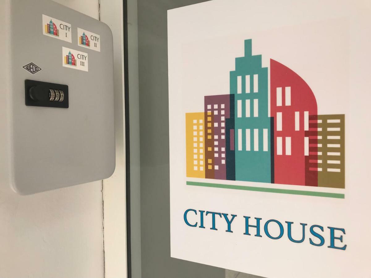City House 2 칼라마타 외부 사진